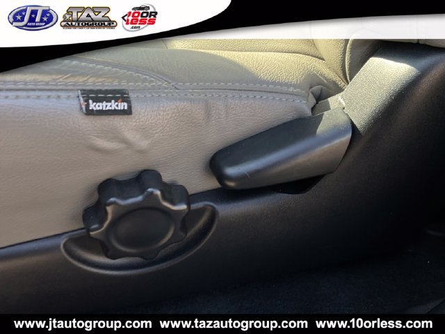 Used 2018 Toyota Tacoma SR5 AWD/4WD image 11