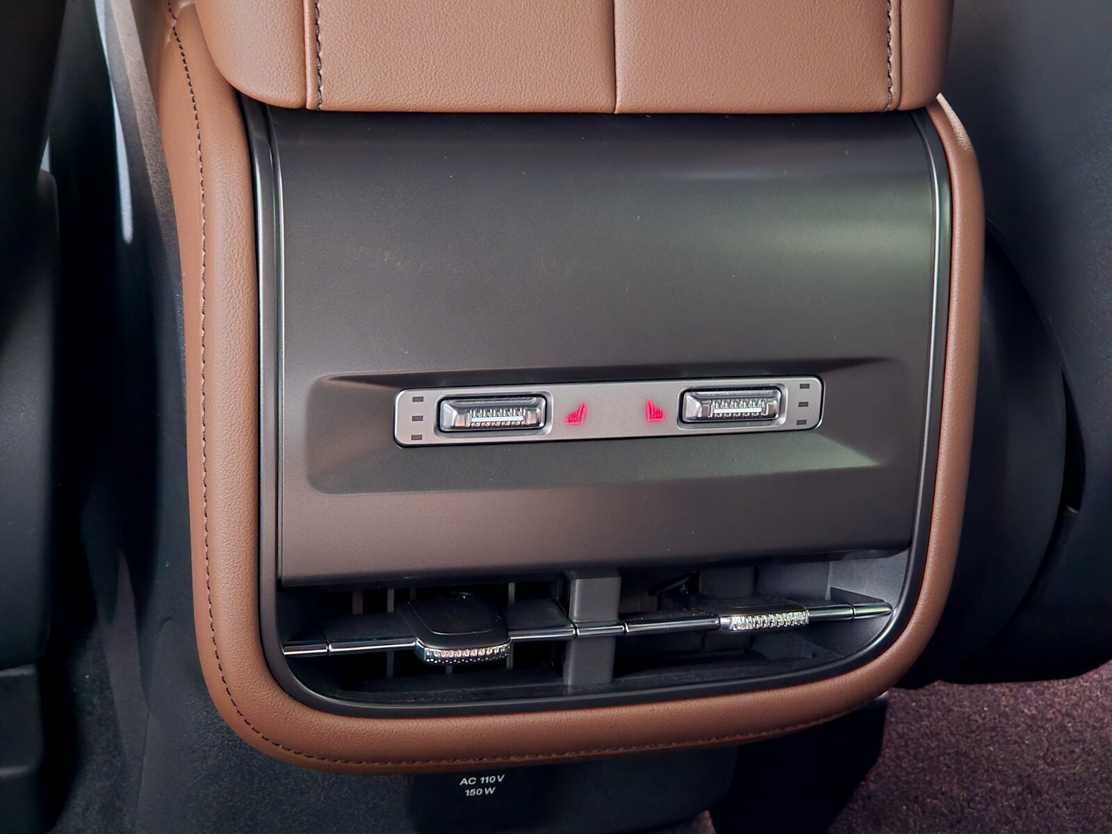 New 2026 Lincoln Nautilus Reserve w/ Jet Appearance Package AWD/4WD image 17