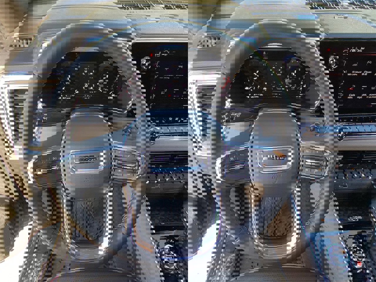 Used 2024 GMC Canyon Denali image 24