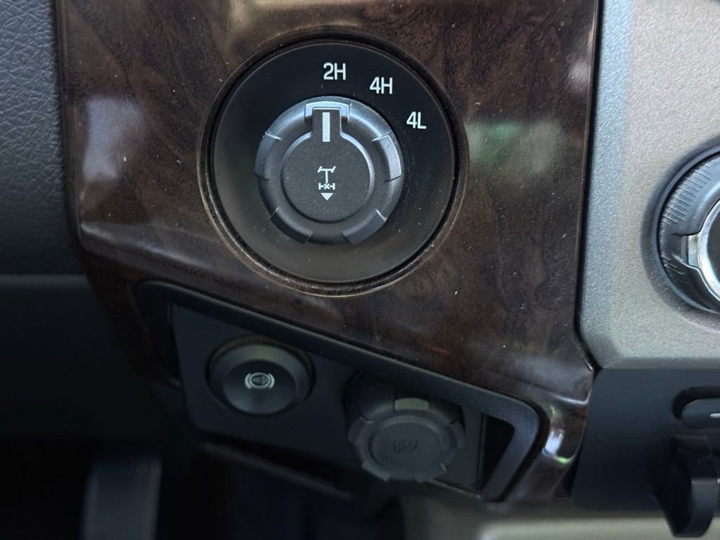 Used 2016 Ford F350 Platinum image 14