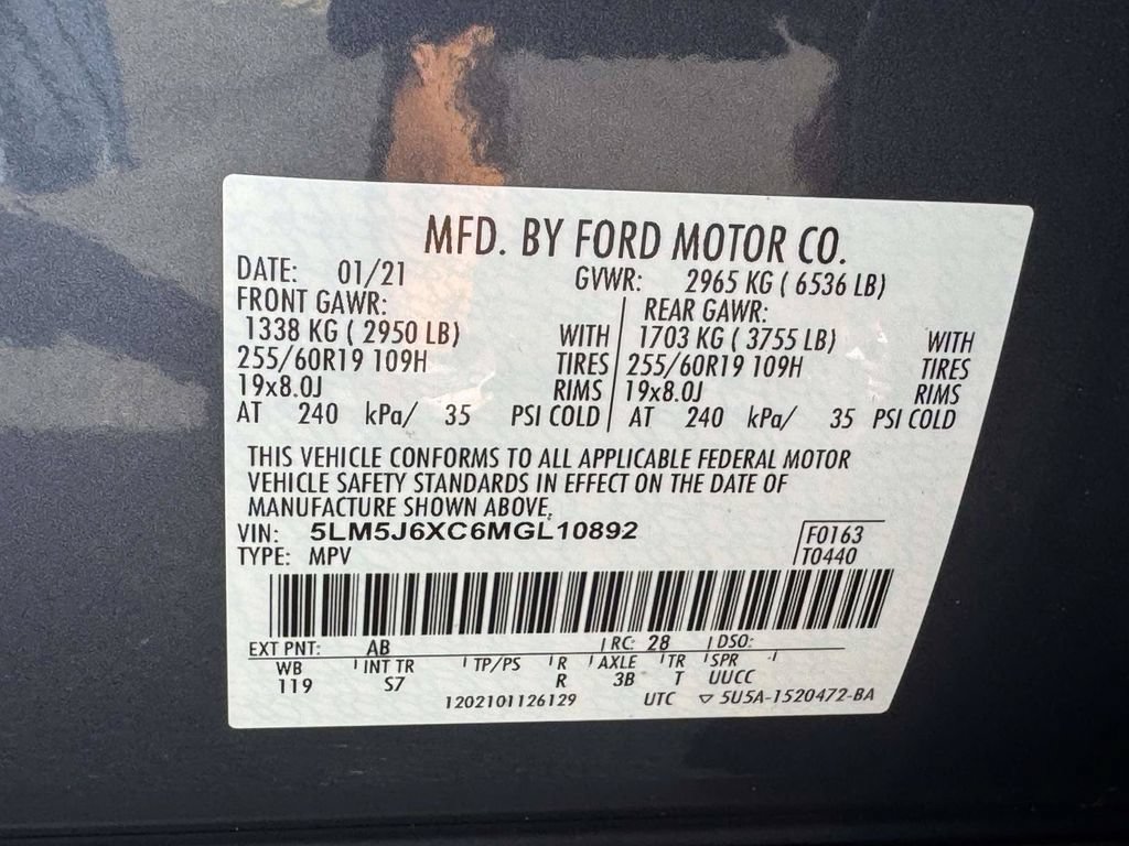 Used 2021 Lincoln Aviator AWD w/ Elements Package image 28