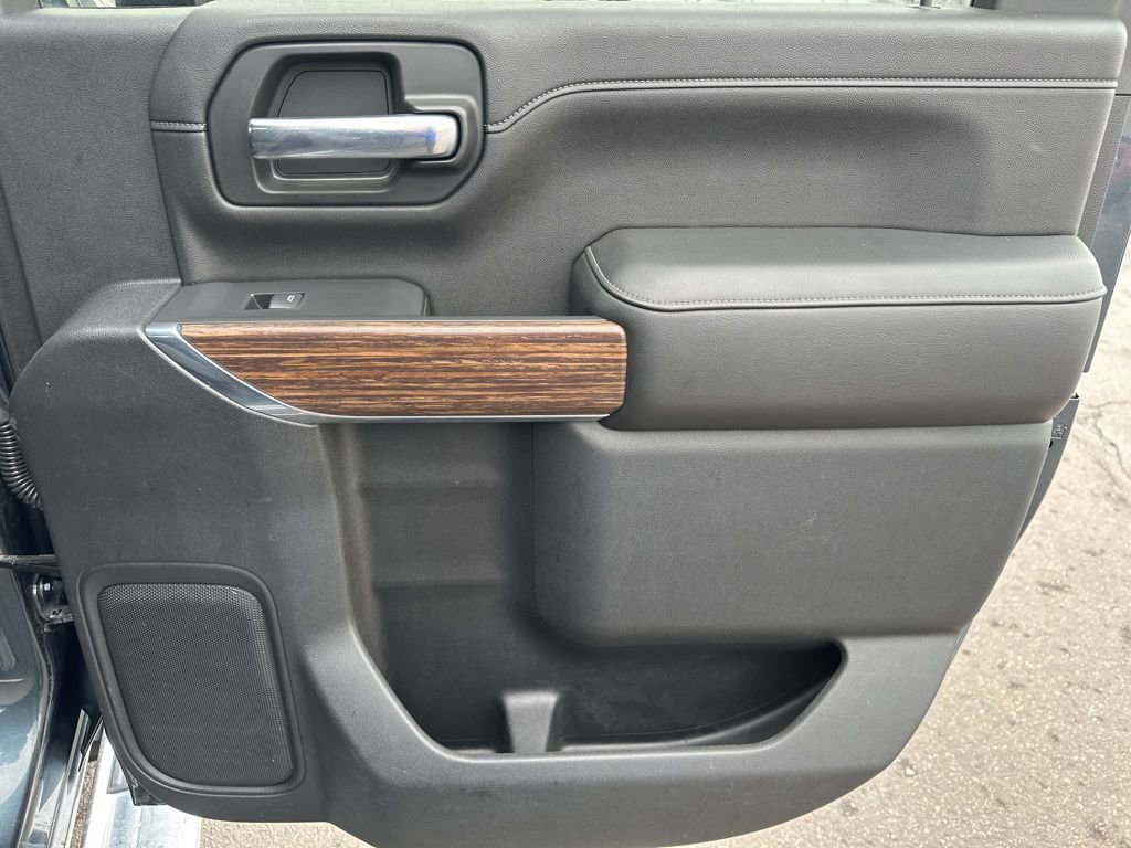 Used 2020 Chevrolet Silverado 2500 High Country w/ Z71 Off-Road Package image 27