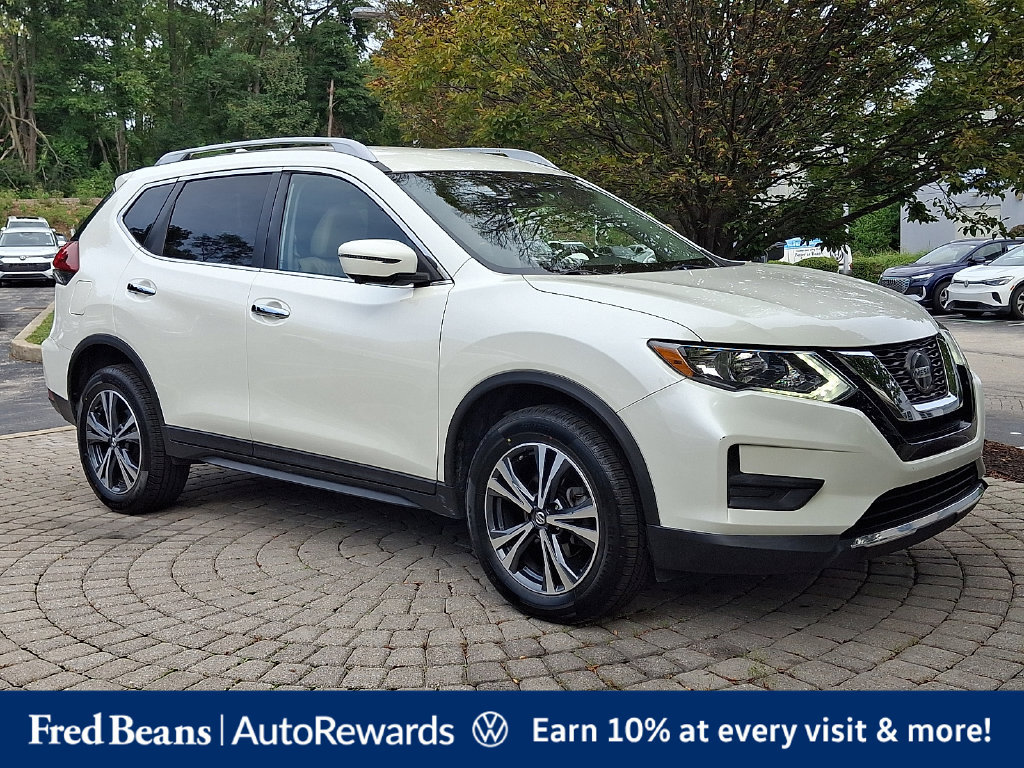 Used 2019 Nissan Rogue SV w/ Premium Package