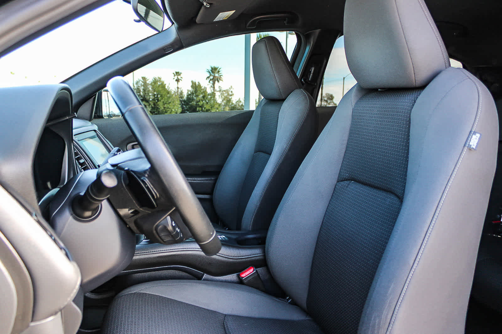 Certified 2021 Honda HR-V Sport image 17