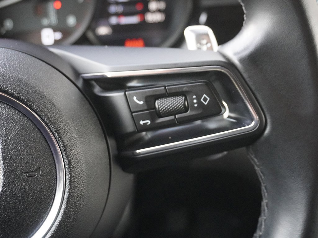 Used 2022 Porsche Macan image 47