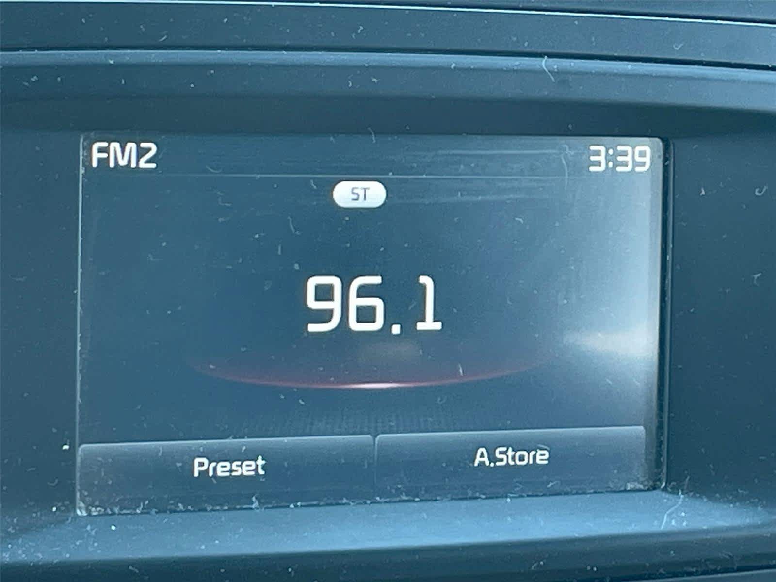 Used 2016 Kia Soul w/ Option Group 020 FWD image 13