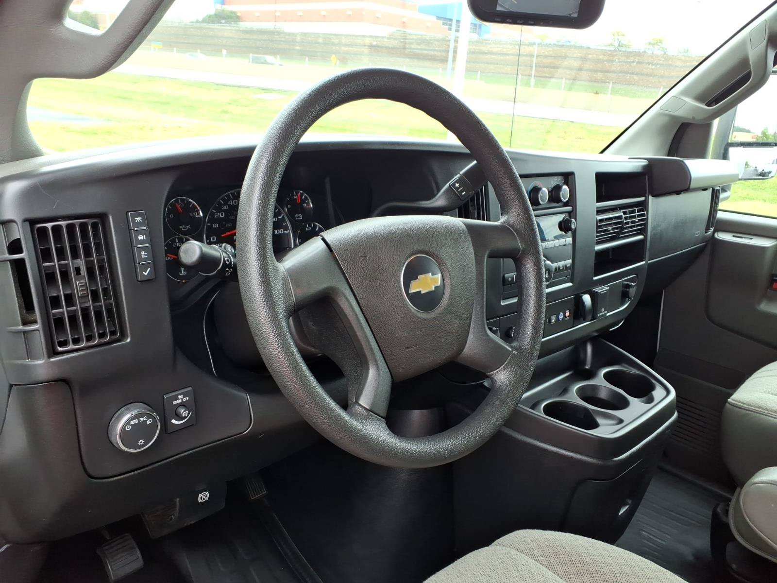 Used 2023 Chevrolet Express 3500 w/ Power Convenience Package RWD image 7