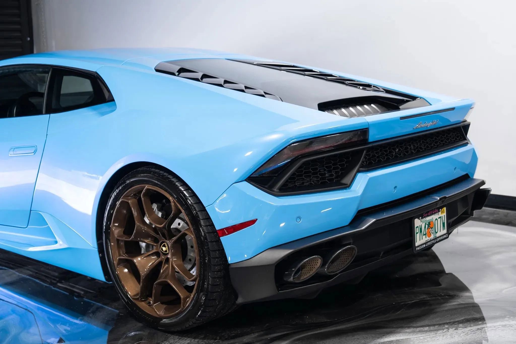 Used 2017 Lamborghini Huracan LP 580-2 image 12