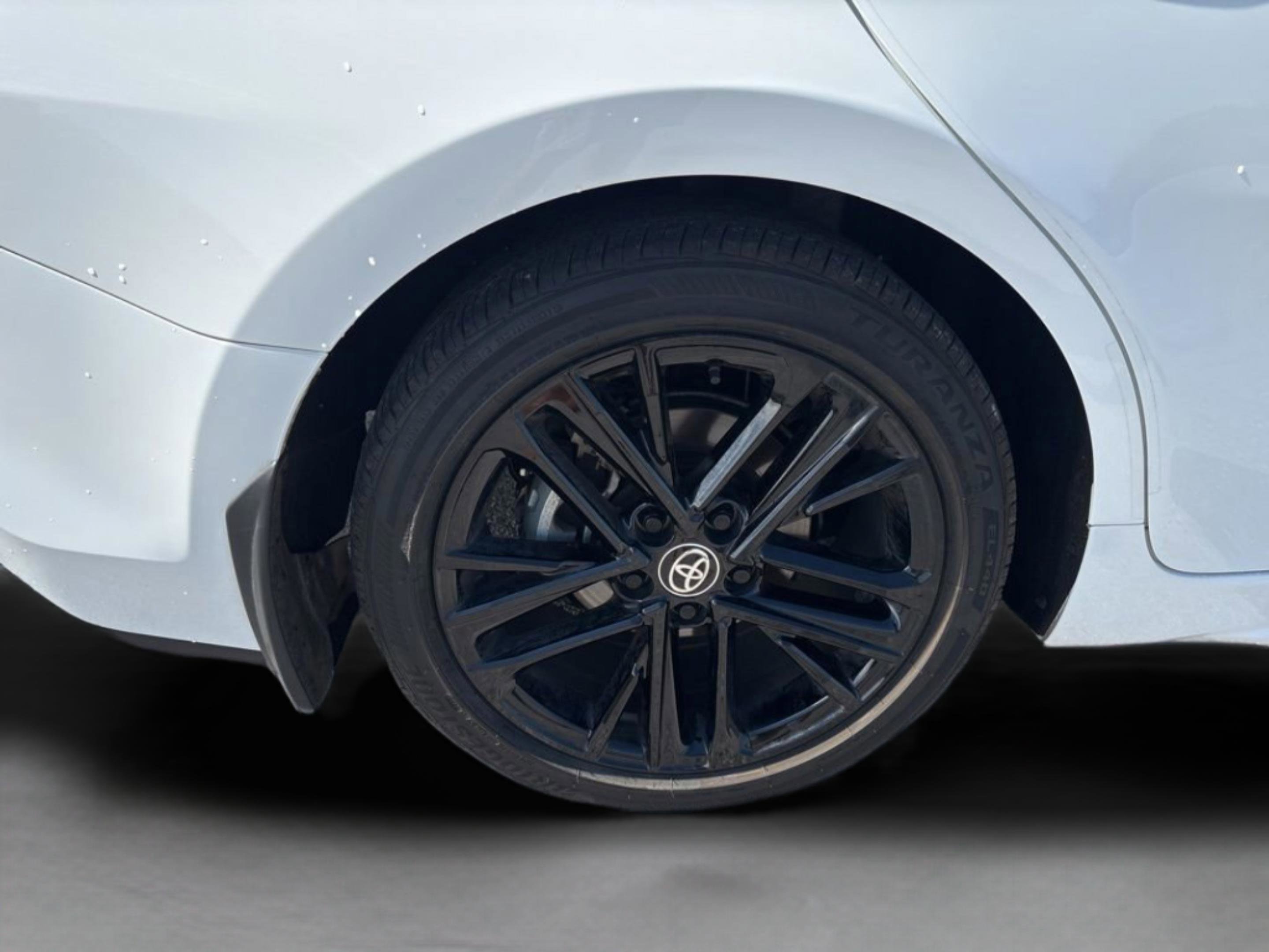 Used 2025 Toyota Camry SE image 45