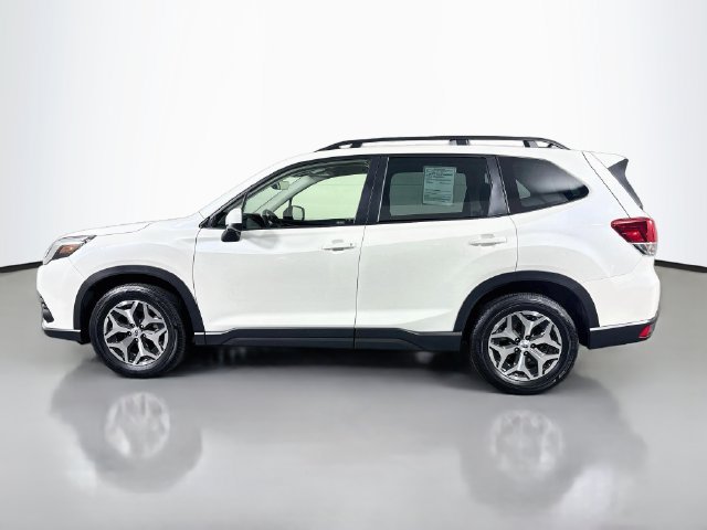 Certified 2023 Subaru Forester Premium AWD/4WD image 5