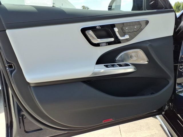 New 2026 Mercedes-Benz E 350 4MATIC Sedan image 12