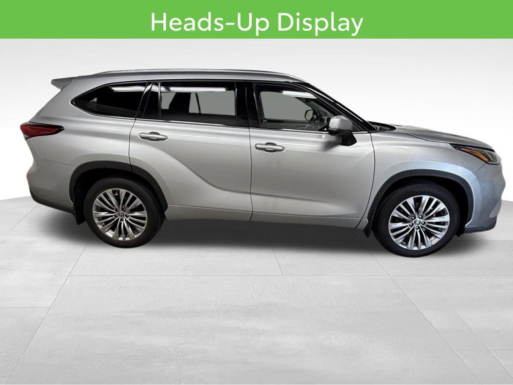 Used 2022 Toyota Highlander Platinum AWD/4WD image 12