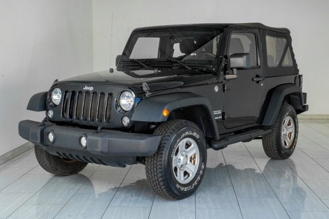Used 2015 Jeep Wrangler Sport w/ Mopar Black Appearance Group AWD/4WD image 4