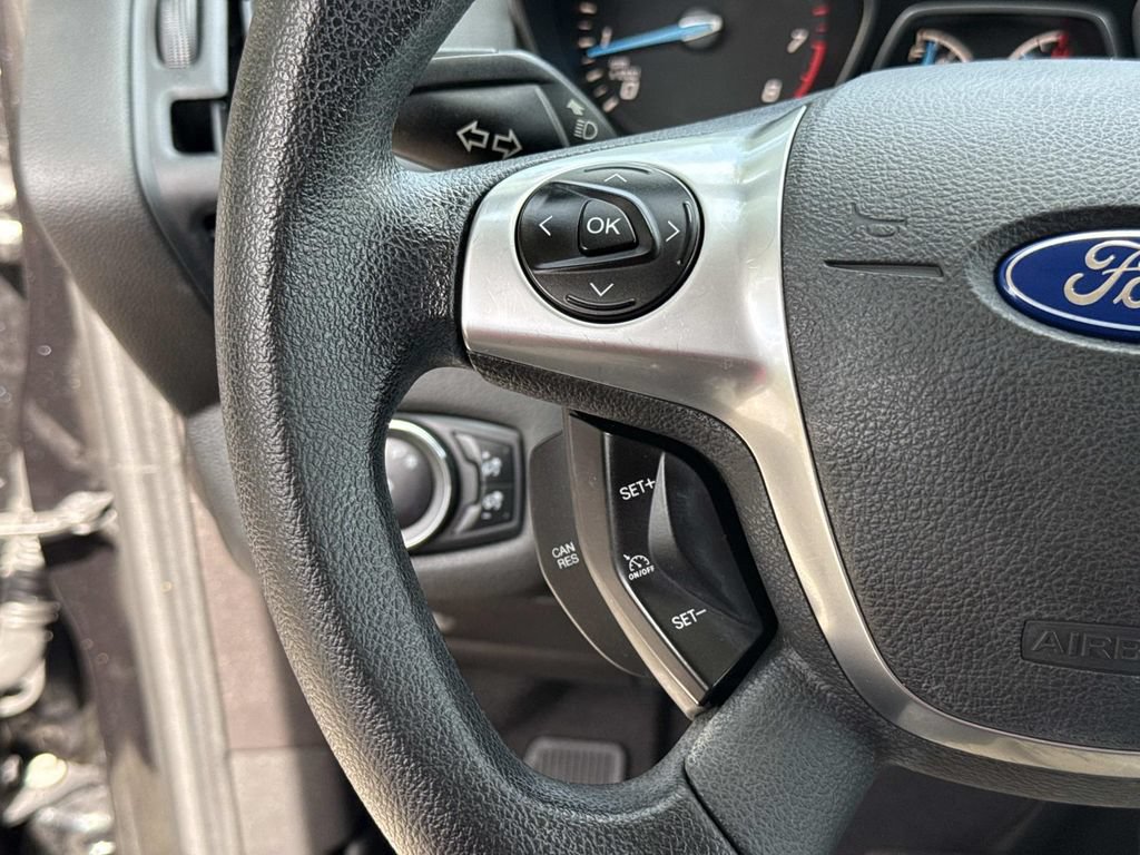 Used 2015 Ford Escape SE w/ Equipment Group 201A FWD image 40