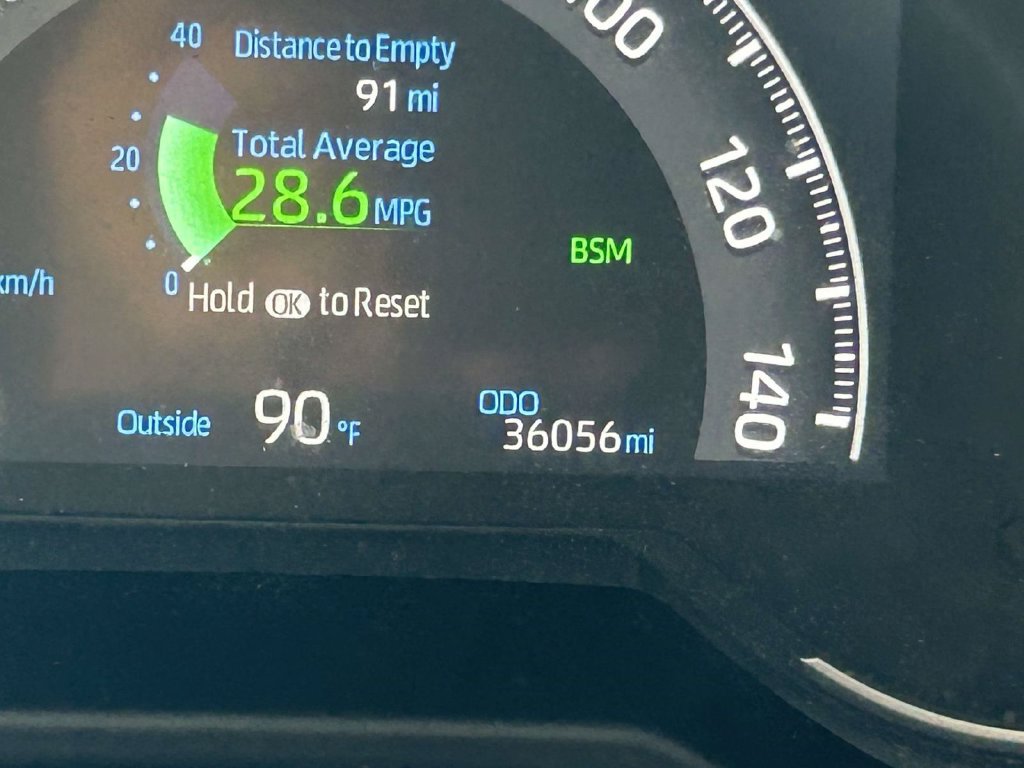 Certified 2024 Toyota RAV4 XLE FWD image 30