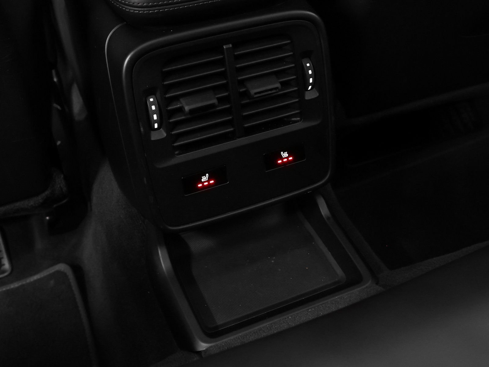 Certified 2021 Porsche Taycan Turbo image 48