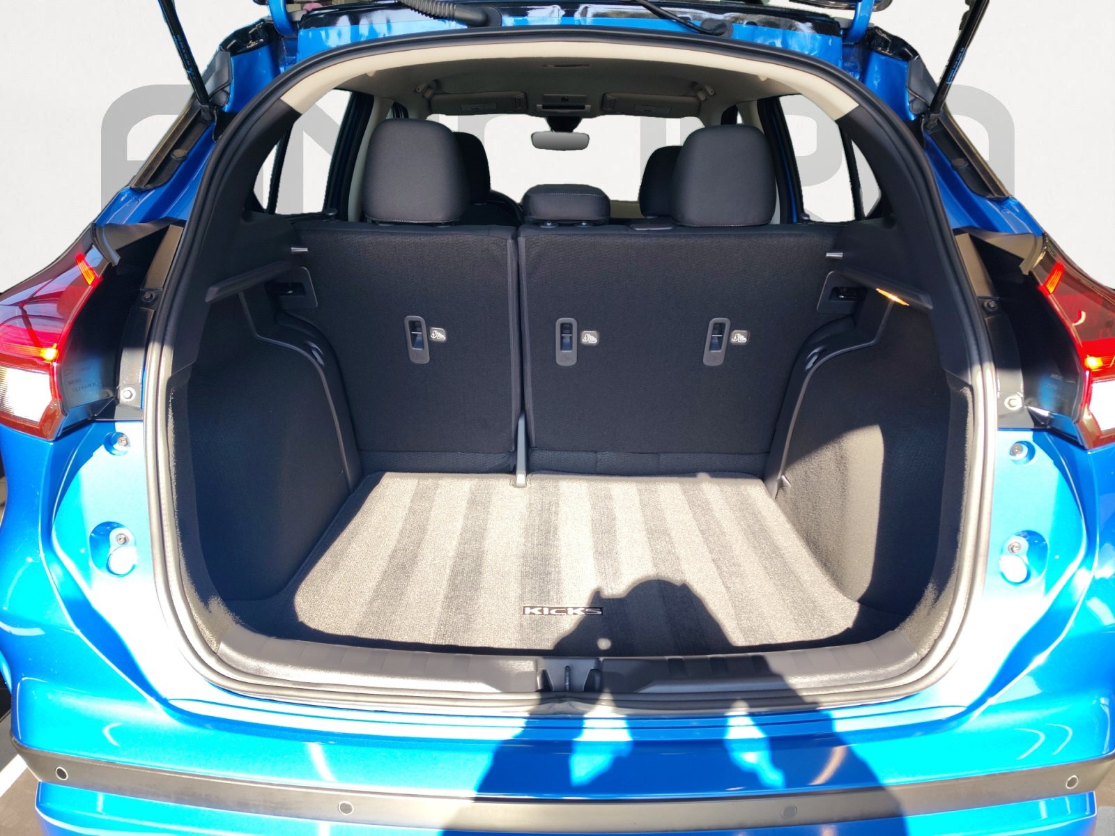 Certified 2024 Nissan Kicks SV w/ Interior Electronics Package FWD image 14