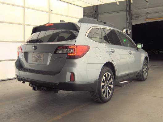Used 2017 Subaru Outback 2.5i Limited image 3