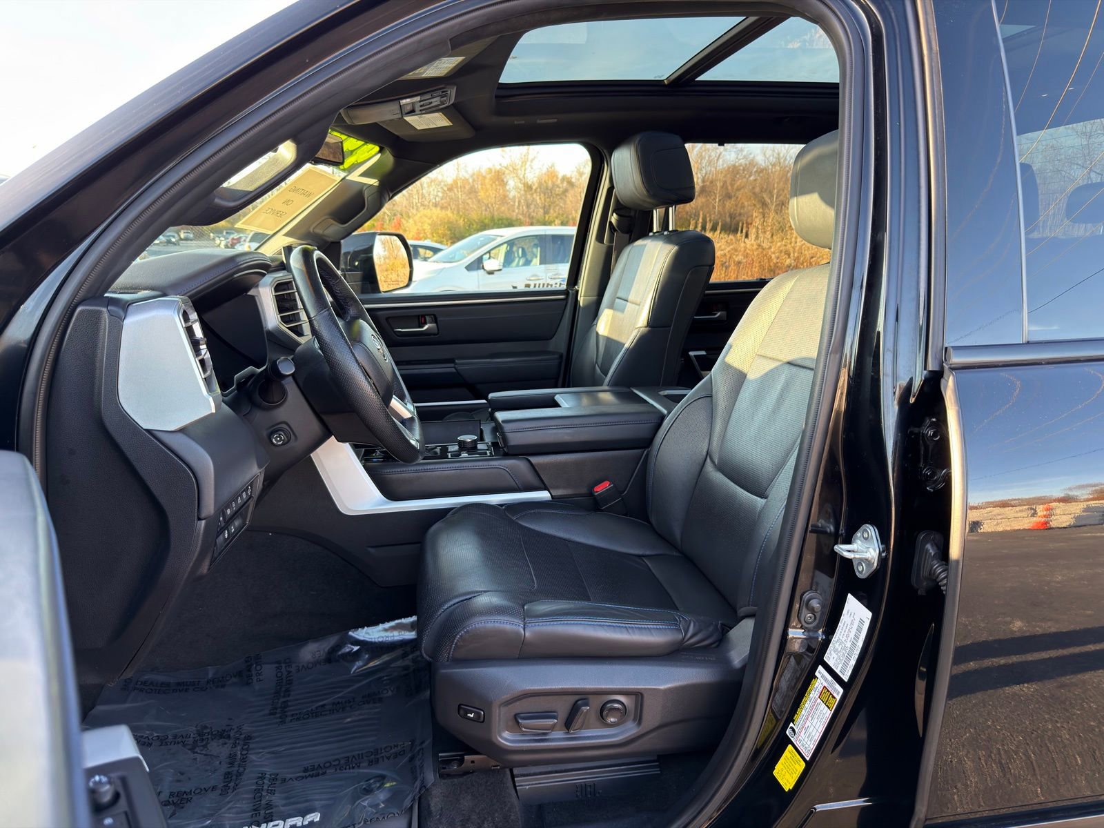 Used 2023 Toyota Tundra Platinum image 10