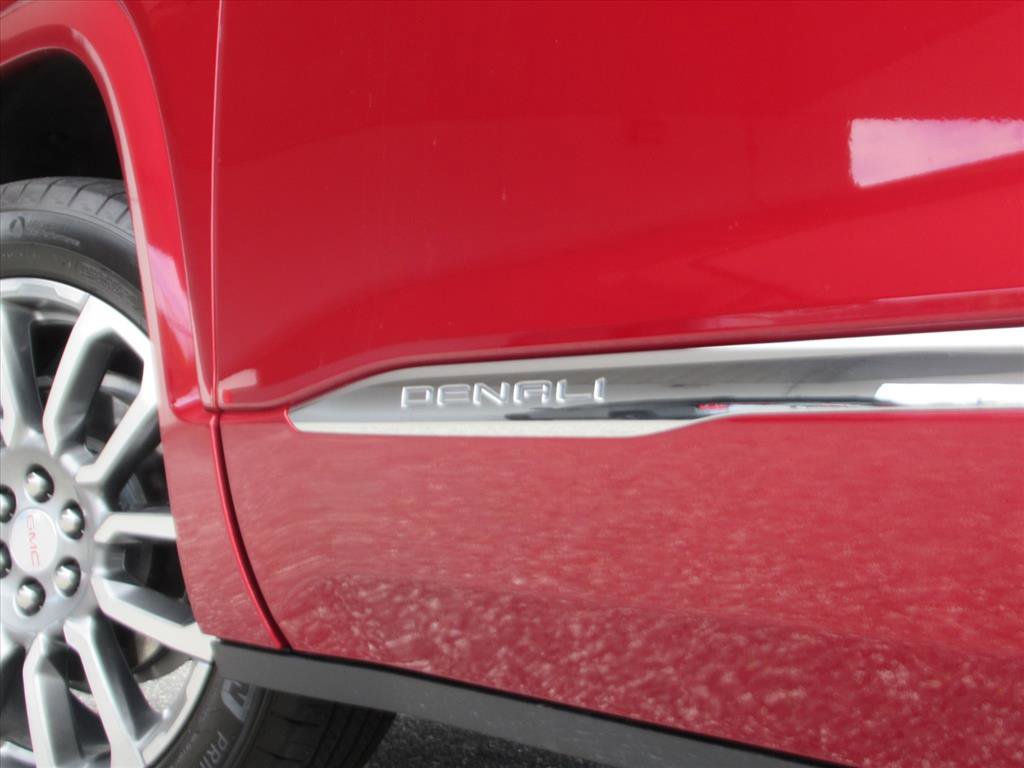 Used 2023 GMC Acadia Denali w/ Denali Ultimate Package image 7