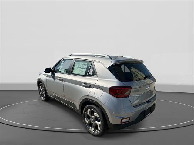New 2026 Hyundai Venue SEL FWD image 4