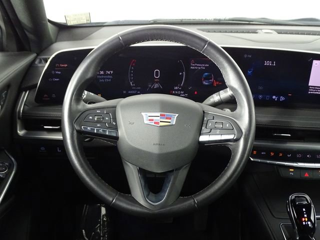 Used 2024 Cadillac XT4 Premium Luxury image 24