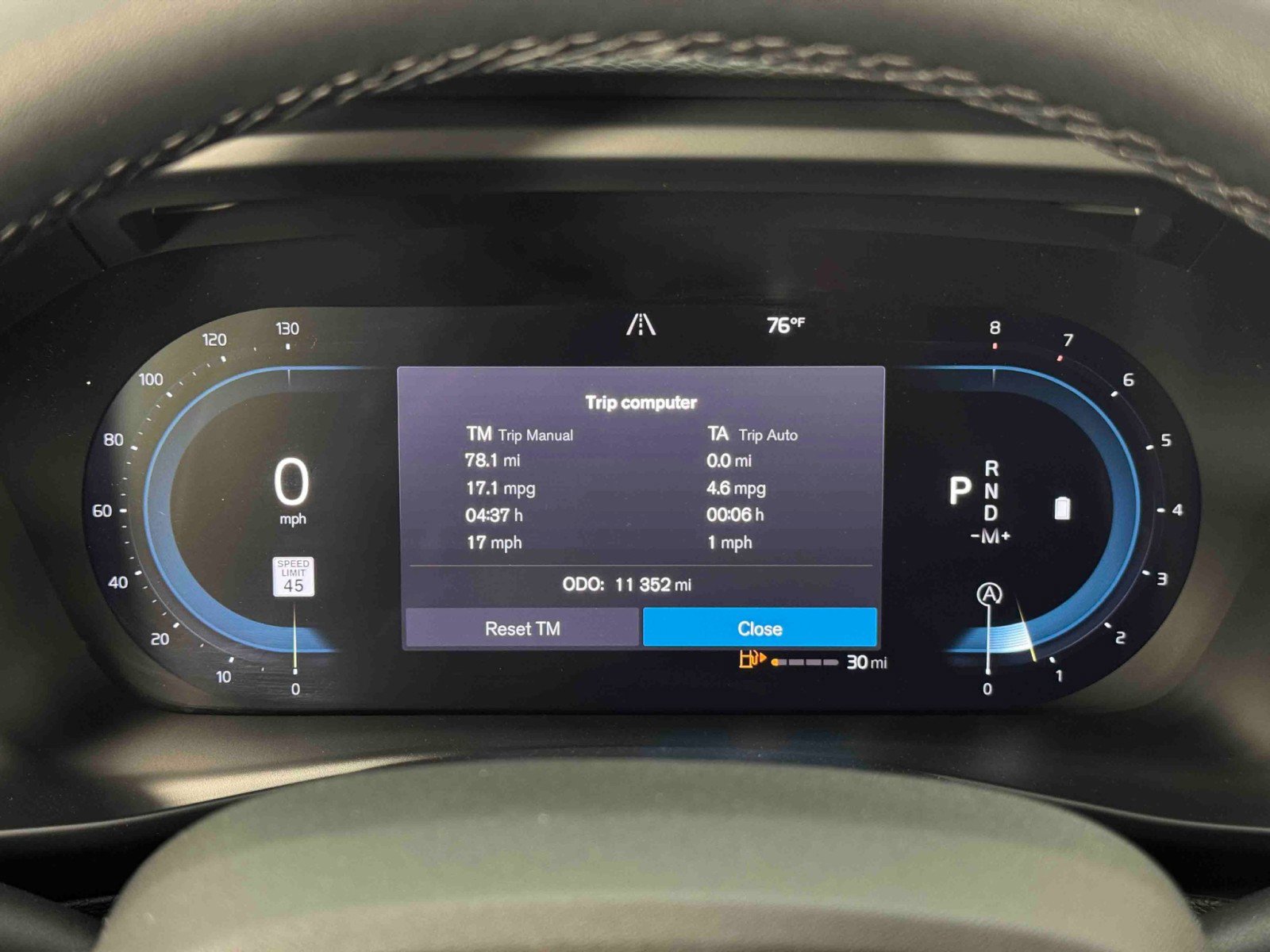 Used 2024 Volvo XC40 B5 Ultimate w/ Protection Package Premier image 20