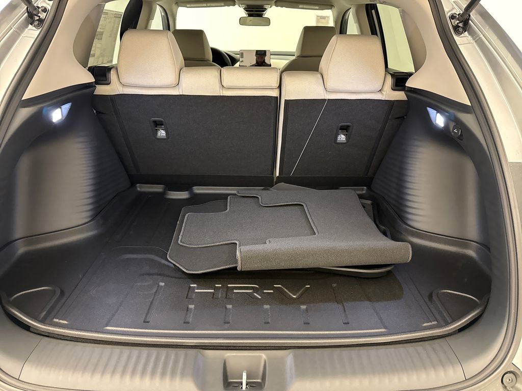 New 2026 Honda HR-V LX image 13
