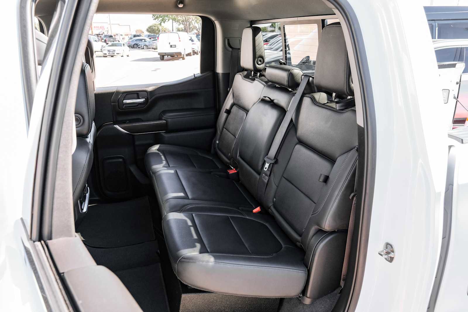 Used 2020 GMC Sierra 1500 SLT image 41