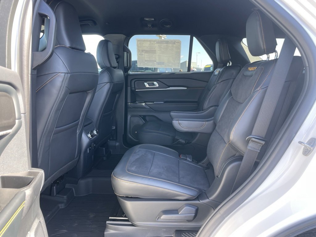 New 2026 Ford Explorer Tremor w/ Tremor Convenience Package image 8