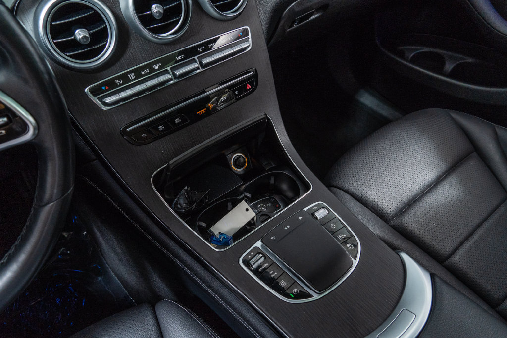 Used 2021 Mercedes-Benz GLC 300 4MATIC w/ Multimedia Package image 21