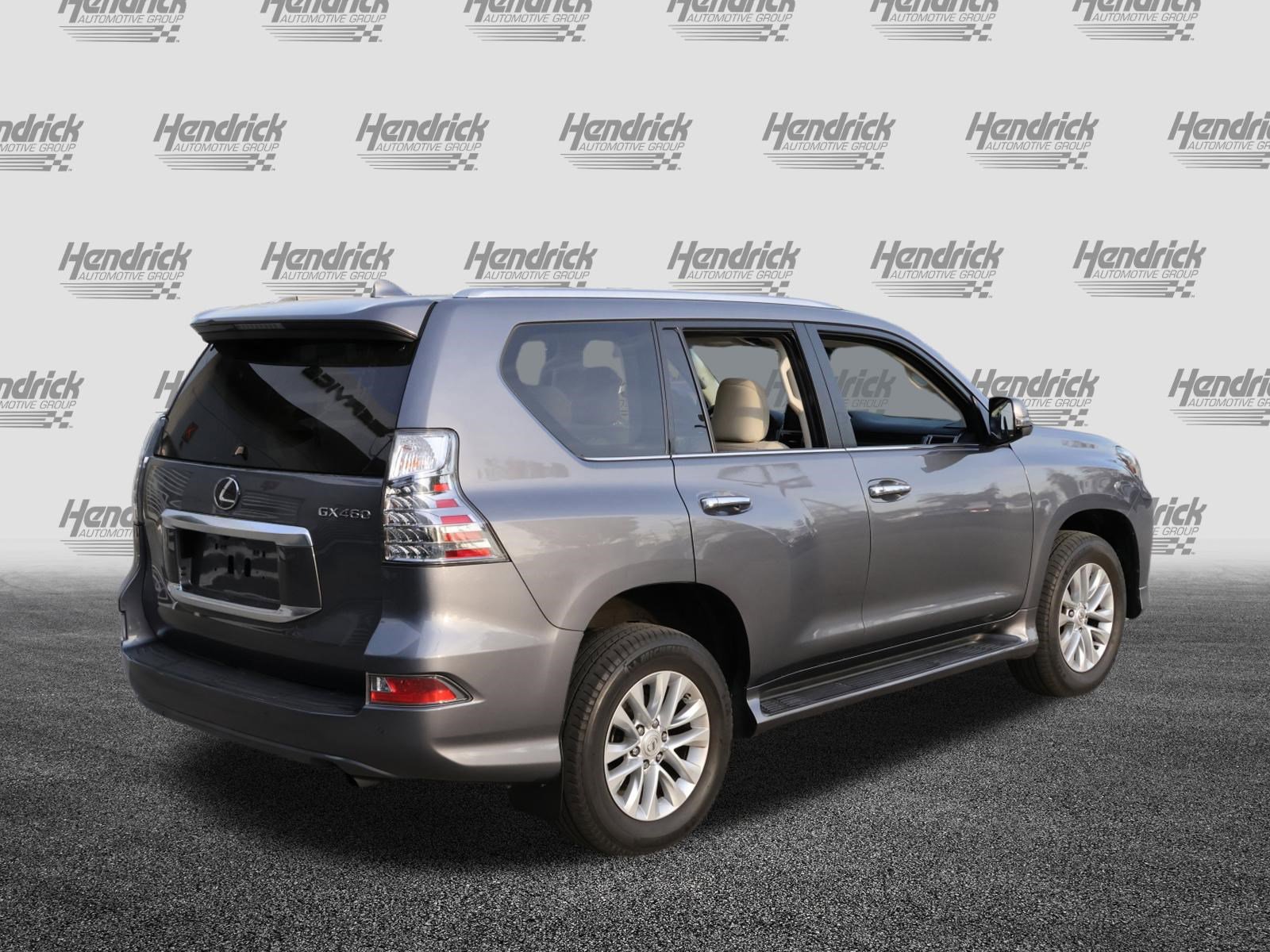 Used 2023 Lexus GX 460 Premium w/ Premium Package AWD/4WD image 9