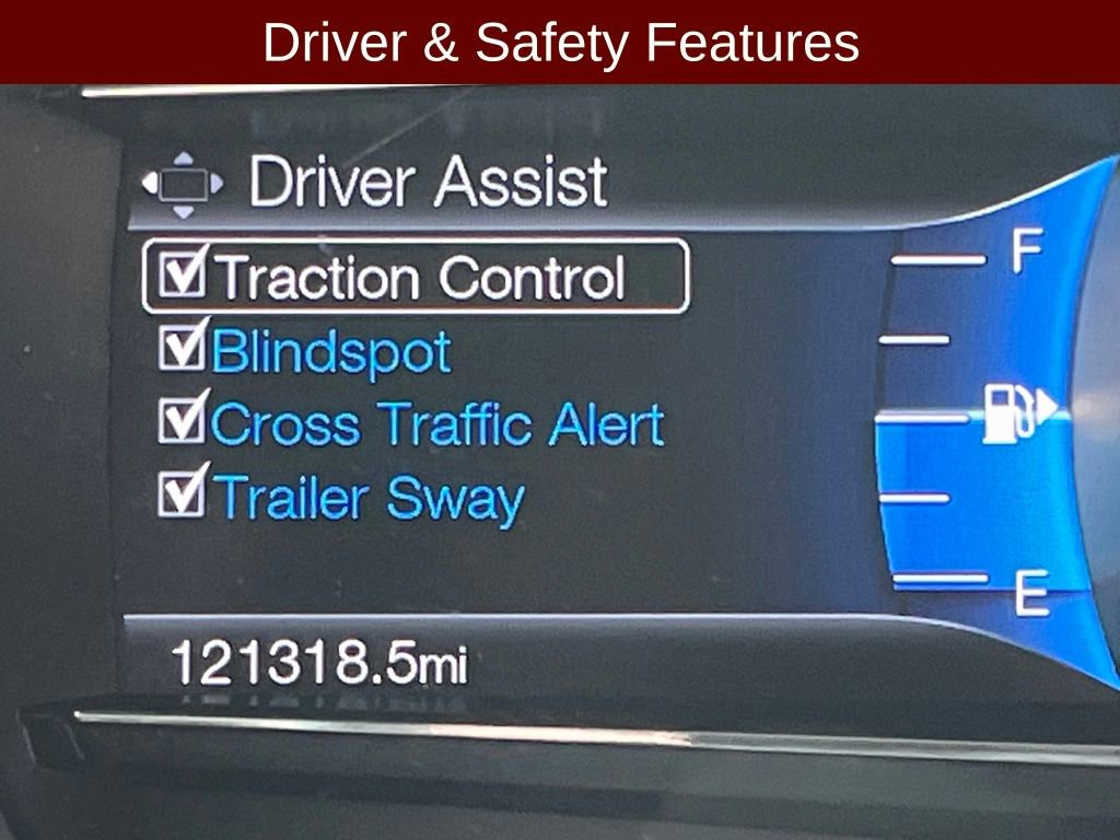 Used 2017 Ford Explorer XLT w/ Equipment Group 202A image 8