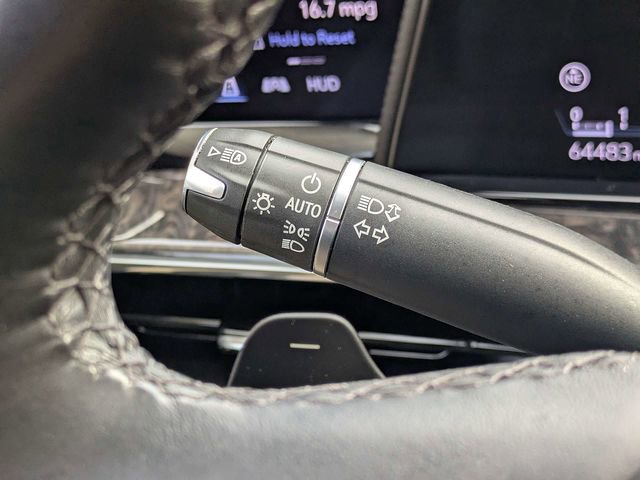 Used 2022 Cadillac Escalade Premium Luxury w/ LPO, Illumination Package image 31