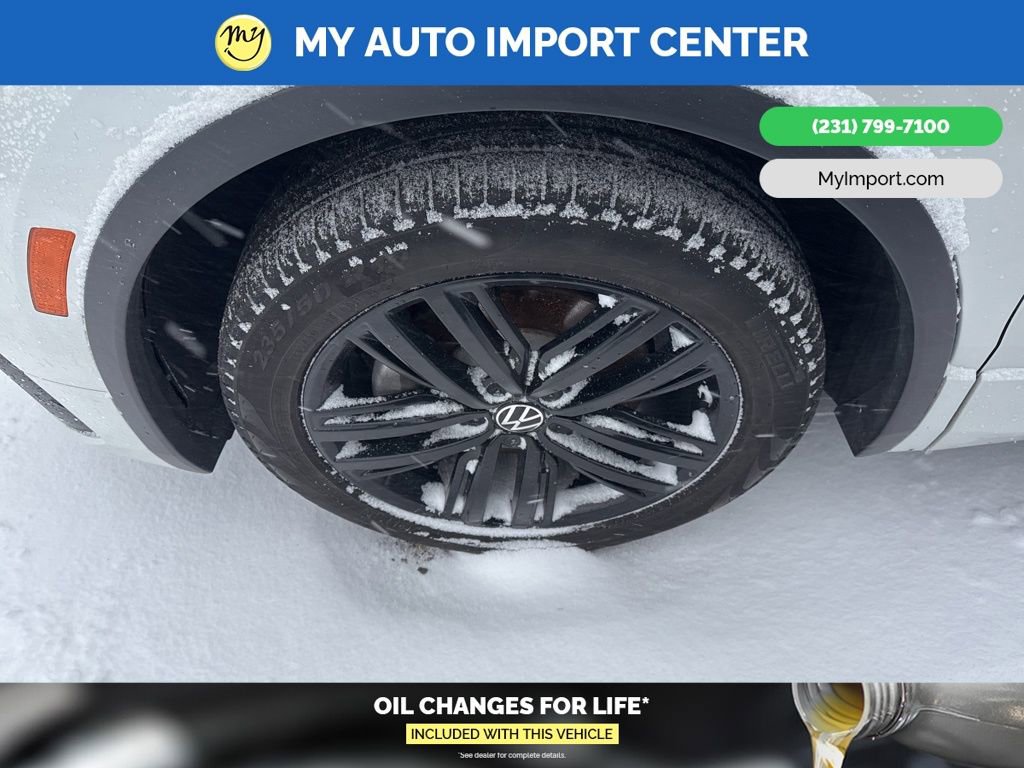 Used 2022 Volkswagen Tiguan SE R-Line image 6