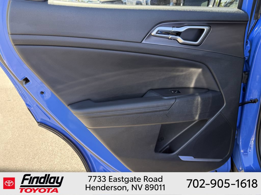 Used 2026 Kia Sportage EX w/ EX Panorama Roof Package FWD image 19