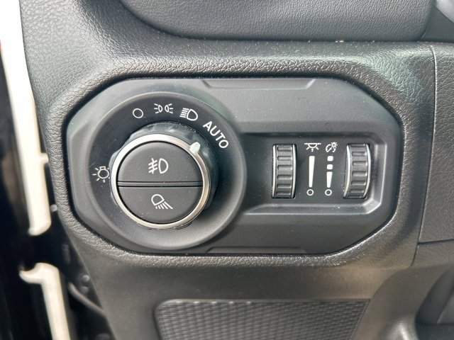 Used 2022 Jeep Gladiator Overland w/ Popular Equipment Package image 15