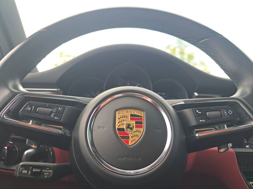 Used 2023 Porsche Macan Turbo AWD/4WD image 22
