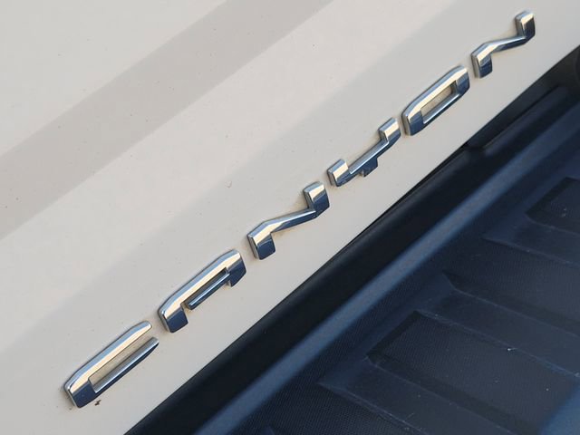 Used 2022 GMC Canyon Denali image 8