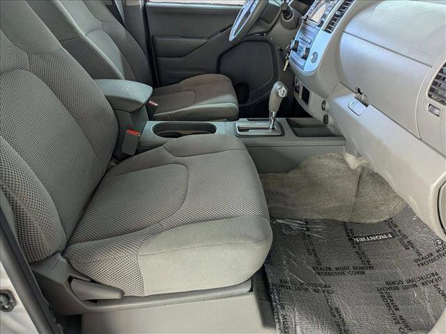 Used 2018 Nissan Frontier SV AWD/4WD image 25