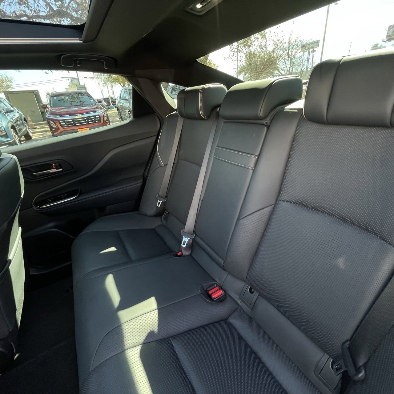 Used 2025 Toyota Crown Platinum image 25