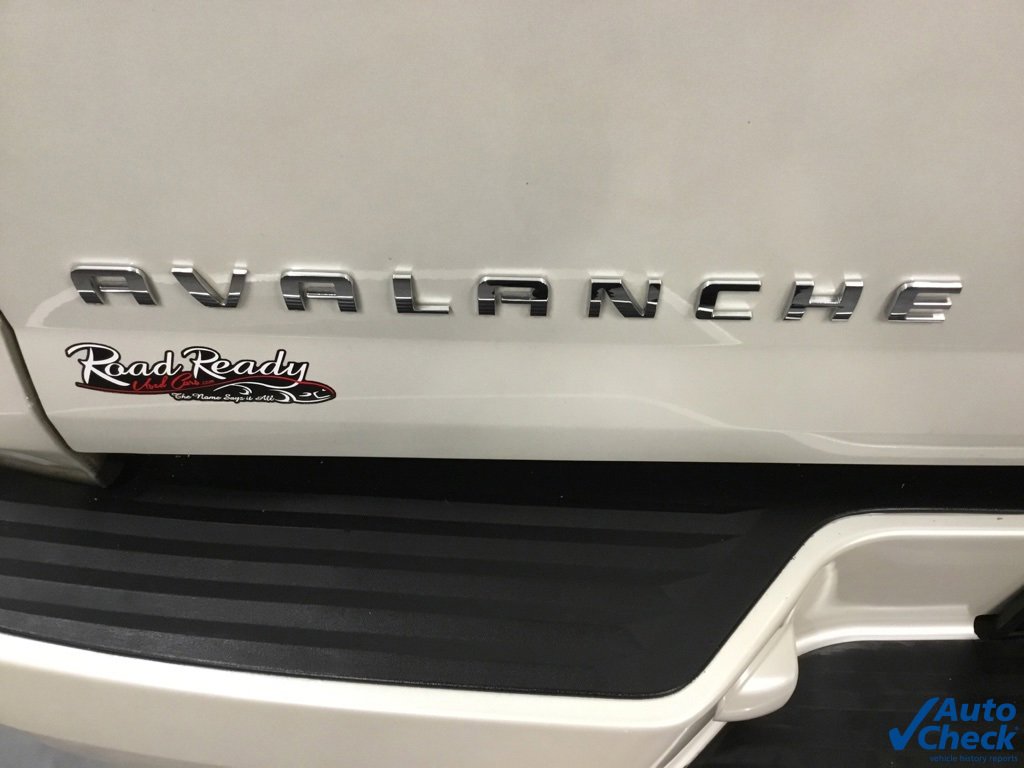 Used 2011 Chevrolet Avalanche LTZ image 26