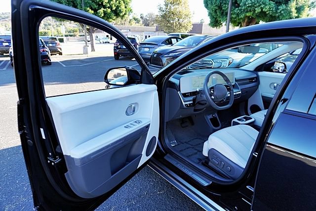 Used 2024 Hyundai Ioniq 5 Limited RWD image 52
