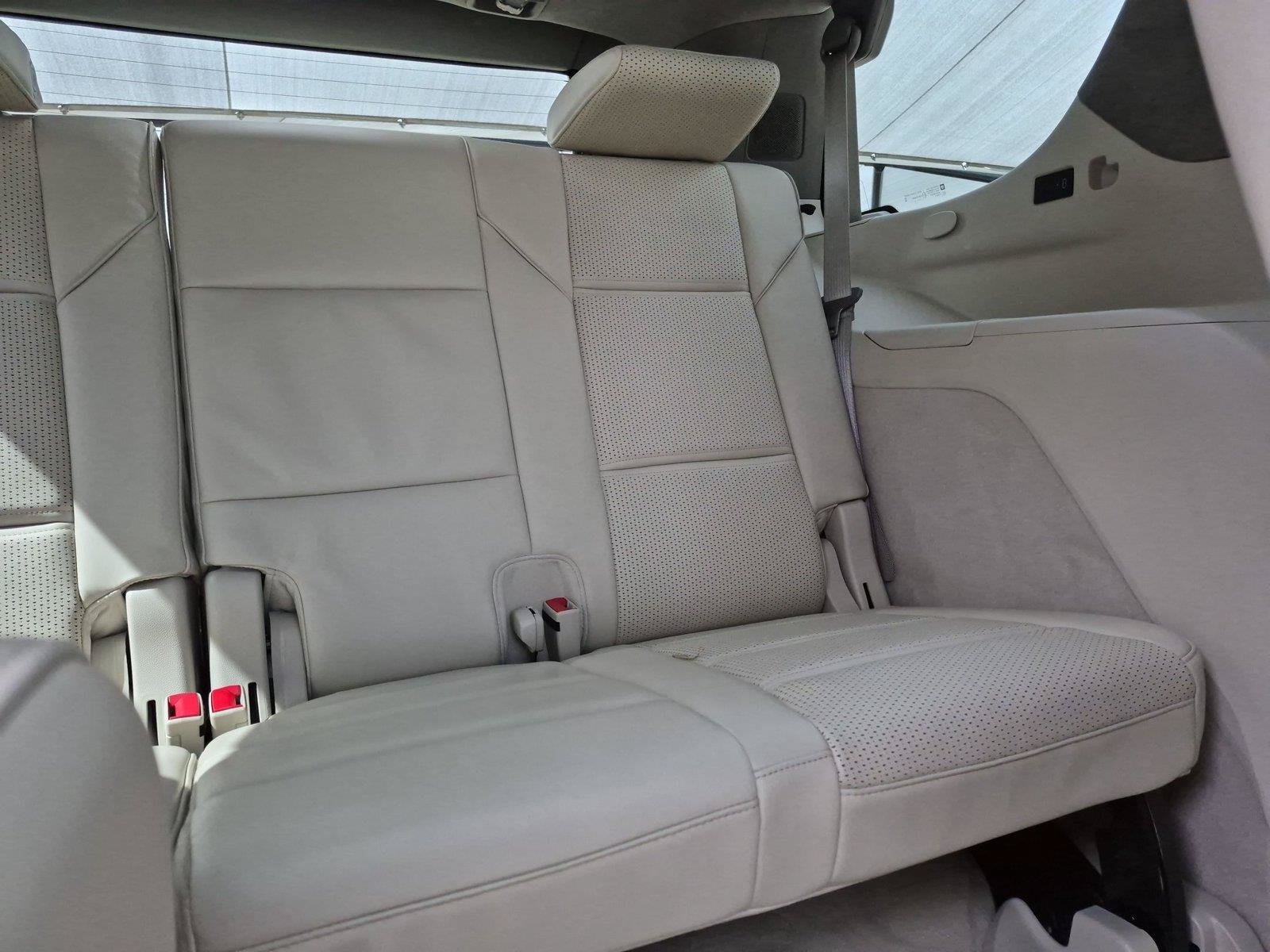 Certified 2025 Cadillac Escalade Sport Platinum w/ LPO, Floor Liner Package AWD/4WD image 31