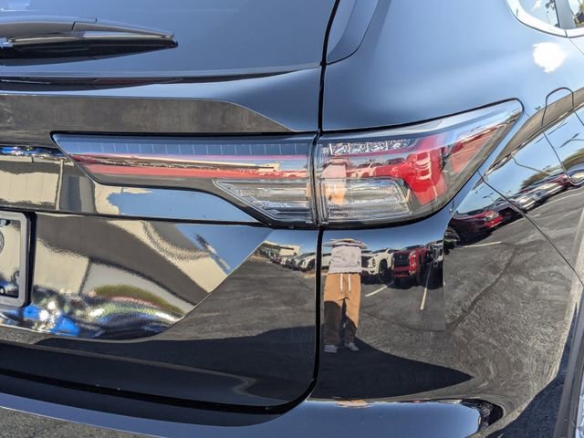 New 2025 Mitsubishi Outlander ES image 11