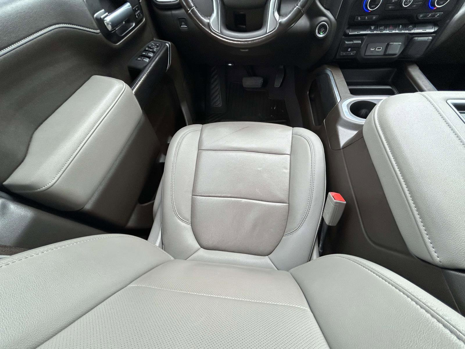 Used 2021 Chevrolet Silverado 3500 LTZ w/ LTZ Convenience Package image 13