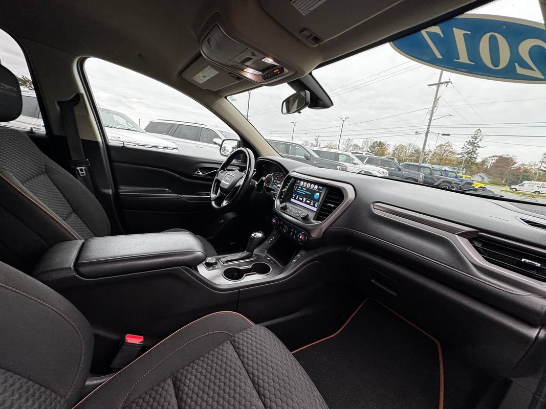 Used 2017 GMC Acadia SLE w/ Driver Alert Package I AWD/4WD image 27