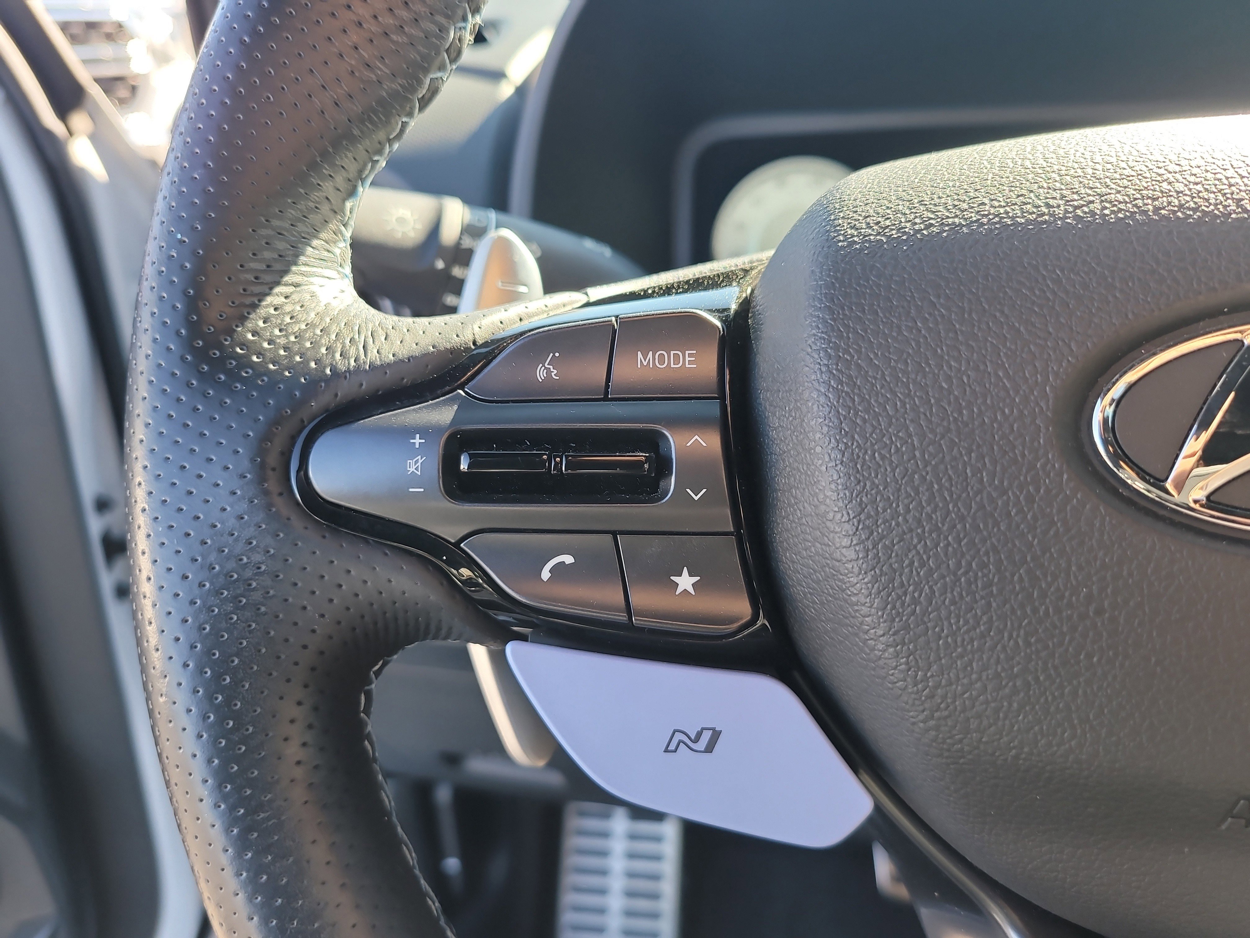 Used 2022 Hyundai Kona N image 27