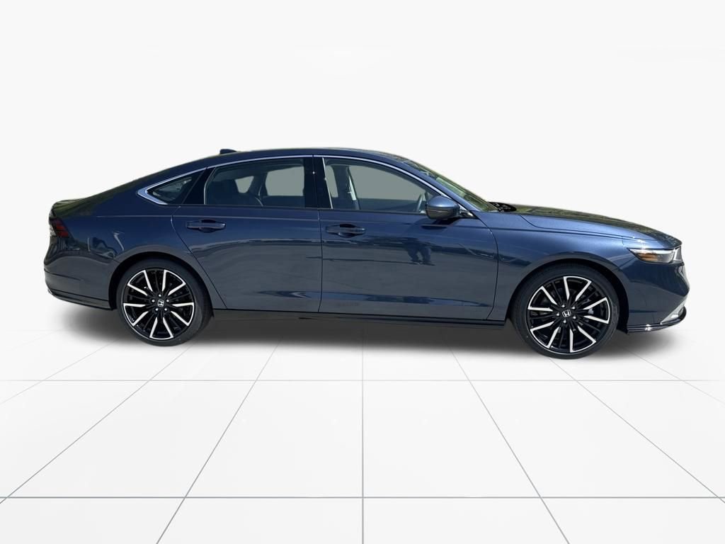 New 2026 Honda Accord Touring image 9