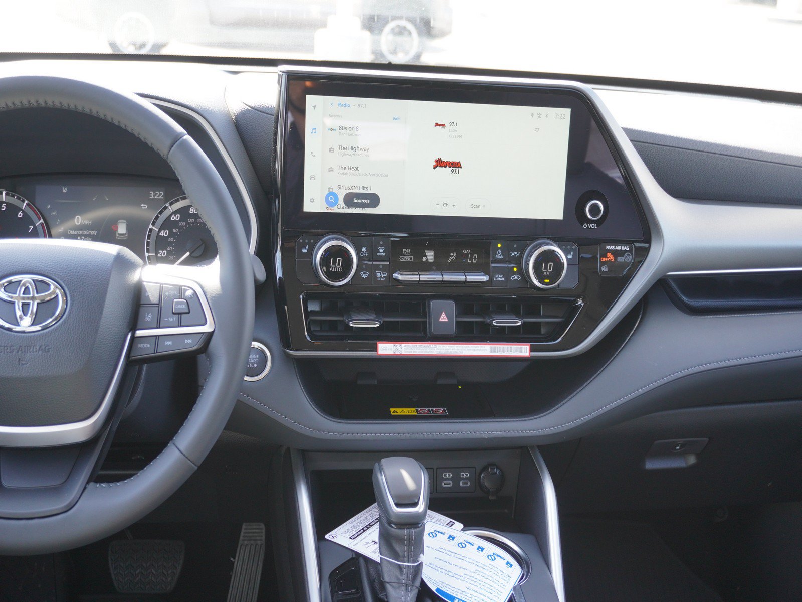 New 2026 Toyota Highlander XLE AWD/4WD image 18